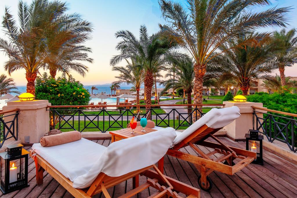 Отель в Шарм-Эль-Шейх Cleopatra Luxury Resort Sharm El Sheikh 5*